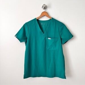 Figs Technical Collection Scrub Top in Green